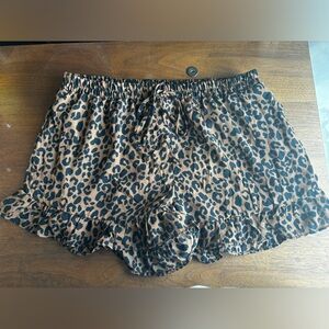 Leopard shorts